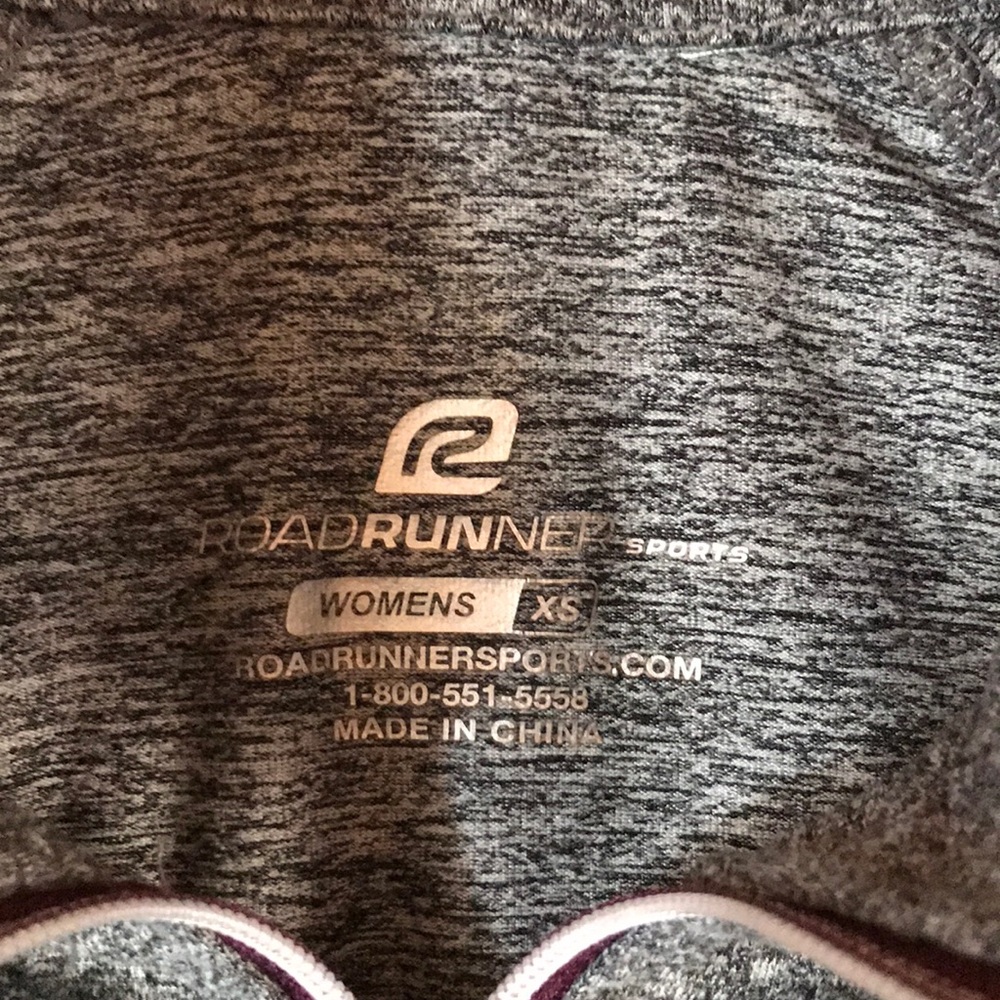 Roadrunner lightweight pullover - Picture 2 of 6